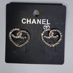 Rhinestone fashion earrings